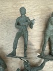 Vintage Louis Marx Us Jumbo Army Men Soldiers 6  Green Lot Of  8 