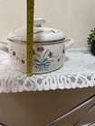 Lenox Poppies On Blue 3 Quart Enamel Pot With Cover  Great Condition