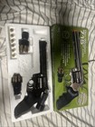 Dan Wesson 715 6  Co2 Airsoft Revolver  free 12 Cartridges speedloader Included 