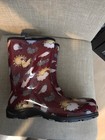 Sloggers 5016cbr10 Barn Red Chicken Print Women s Garden   Rain Boot Size 10