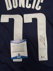 Blue Luka Doncic  77 Maus Hand Signed Autographed Jersey Beckett Coa