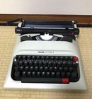 Olivetti Lettera 12 Portable Typewriter Ivory Vintage Retro Manual Tested Italy