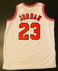 Michael Jordan Signed Jersey With Coa  3101156   bulls 