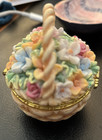 Basket Of Flowers Trinket Box Vintage Resin Gold Trimmed Hinged Jewelry Box 