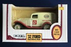 Set Of 4 Ertl Publix Diecast Truck Banks  1 25 Scale Nib