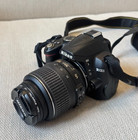 Nikon D3000 10 2mp Digital Slr Camera Black   Af-s Dx 18-55mm Vr Lens   Strap