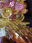 Vintage Mcm Lucite Grape Cluster   Faceted Pink   Yellow  Plastic Leaf    10 Ag 