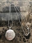 925 Sterling Silver Round Shape Locket Necklace  pendant   Chain 
