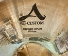 Zildjian A Custom 17  Medium Crash Cymbal     Great Condition