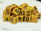 22 Bakelite Catalin Butterscotch Dice 5 8  Read