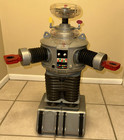1998 Trendmasters  24    Inch Lost-in Space B-9 Robot Works   W  Remote Control
