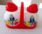 Hazel Atlas Gay Fad Rosemaling Beaded Dutch Tulip Shakers In Red Holder Rare