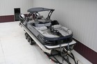 2585 Tahoe Grand Tahoe Ltd Ql Twin Engine  Two 300 Hp  4 Stroke Motors  And Trai