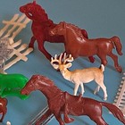 Lot Of Plastic Farm Toys   Animals  Horses Goats  Ducks  Chickens  Pigs B37