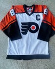 Authentic Nike Eric Lindros Philadelphia Flyers Jersey Mens 44 Sewn Clean Mic