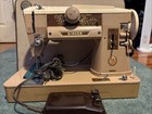 Vintage  singer  Model 401a Sewing Machine W  Carrying Case   Tested W  Footpad