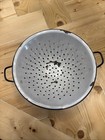 10 5    Vtg Swirled Blue And White Graniteware Enamelware Colander Strainer Handle