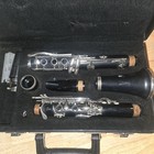 Vito 7214 Bb Clarinet Black Plastic Closed Hole  Case Mouthpiece Ligature