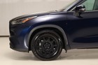 2022 Toyota Highlander Xle 8-passenger