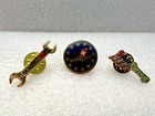 Lot Of 3 Swiss Made Swissair - Sair Group - S r  Techniks Pin Lapel Badges