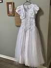 Girls Formal Long Prom Dress In A Size 16 In White  Only Worn Once And Discarded