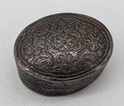 800 Silver Floral Repousse Antique Vintage Small Snuff Trinket Pill Box