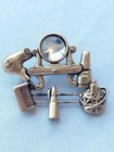 Vintage Gold Plated Vanity Mirror Accessories Motif Pin brooch