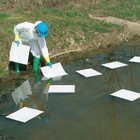 Pig Mat440 Sorbent Pad  22 Gal  15 In X 20 In  Oil  White  Polypropylene