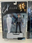 The X Files Fight The Future Series 1 Action Figures Fox Mulder Dana Scully 1998