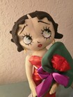 Sugarloaf Betty Boop 15  Plush On Metal Stand  Lg Rose Bouquet  Red   