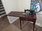 Vintage 1952 Functional Singer Sewing Machine - 15-91 W  Table   Attachments