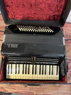 Soprani Inc Black Accordion W  Case - Italian - Read