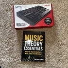 Akai Professional Mpk Mini Mk3 Midi Keyboard Special Edition Black Used
