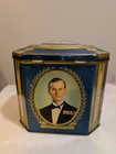 Queen Elizabeth Coronation Souvenir June 1953 Tin Box 5   b6 
