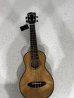 Breedlove Pursuit Ex C Us Concert Ukulele Myrtle Natural Finish W  Bag