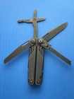Leatherman Surge 21-in-1 Heavy-duty Pocket Stainless Multitool Black Oxide