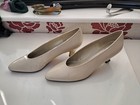 Liz Claiborne Cream Kidskin Women s Dress Heels Size 9 Vintage  90s 
