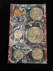 1977-d 1 2 Mint Set With United States Eisenhower Dollar Sealed Brand New
