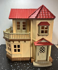 Calico Critters Sylvanian Families Beechwood Hall Town House Read