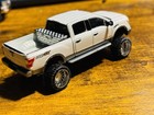 Greenlight Custom 2018 Nissan Titan 1 64