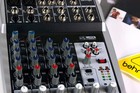Behringer Xenyx Q802usb 8-input Mixer Usb Audio Interface Xlr Mic Preamps Studio