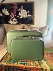 2 Matching    vintage Avocado Green Hard Case Luggage Suitcase