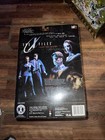 The X-files Fight The Future Agent Fox Mulder With Corpse Action Figure Alien