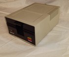 Vintage Apple 2e 5 25 Floppy Disk Drive   2 Drive  Cleaned-untested