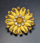 Vintage Plastic   Prong Set Rhinestone Yellow Flower Clip-on Earrings 1 3 4 In 