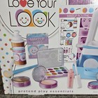 Melissa   Doug Love Your Look - Makeup Kit Play Set S023