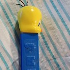Warner Brothers Tweety Bird Pez Dispenser Yellow Head Blue Stem