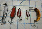 8  Lures Lot  Some Unknown Vintage Fishing Lures As Shown