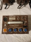 Speedotron D402 Model D 400ws Power Pack W  2 Mn3r Flash Heads Brown