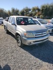 05-06 Toyota Tundra Console  Front